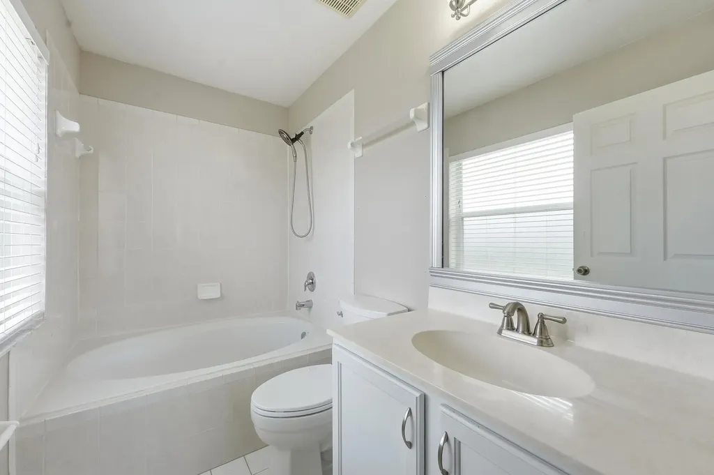 292 SW Pagoda Terrace Port St Lucie FL 34984