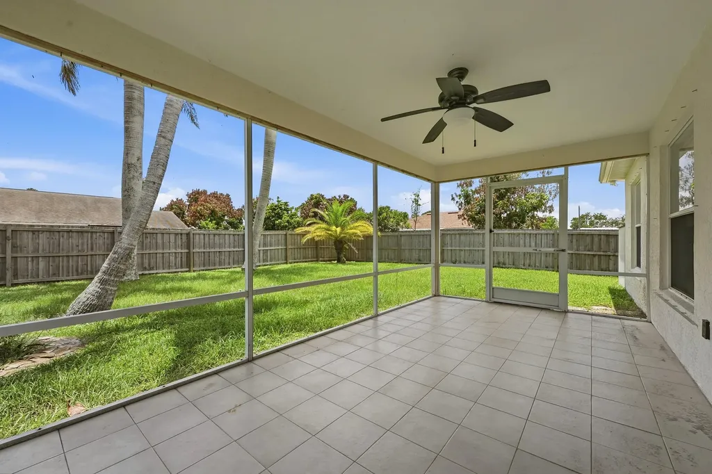 292 SW Pagoda Terrace Port St Lucie FL 34984