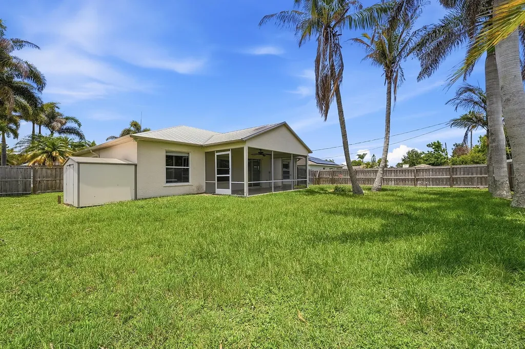 292 SW Pagoda Terrace Port St Lucie FL 34984