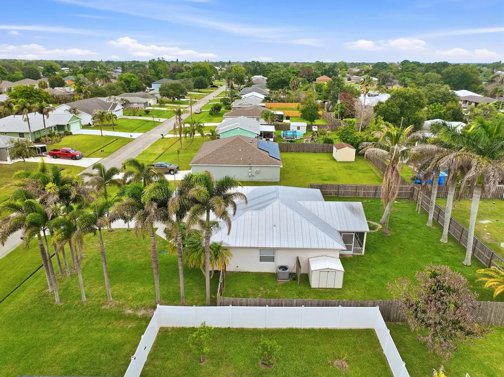 292 SW Pagoda Terrace Port St Lucie FL 34984