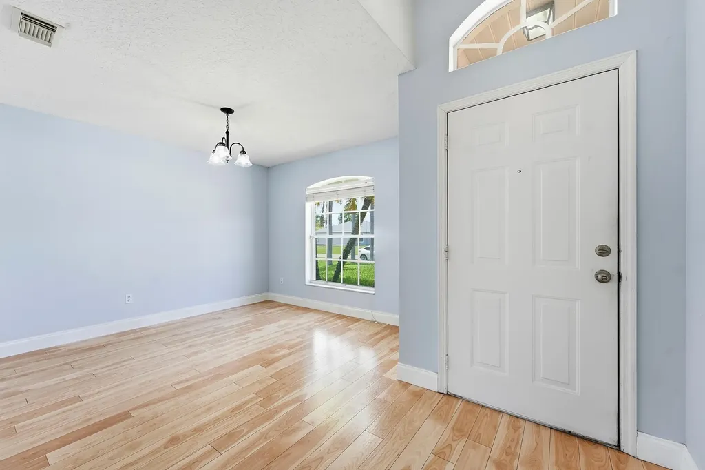 292 SW Pagoda Terrace Port St Lucie FL 34984