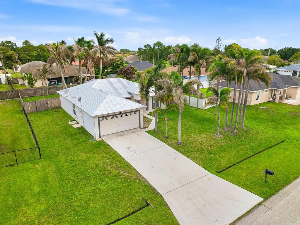 292 SW Pagoda Terrace Port St Lucie FL 34984