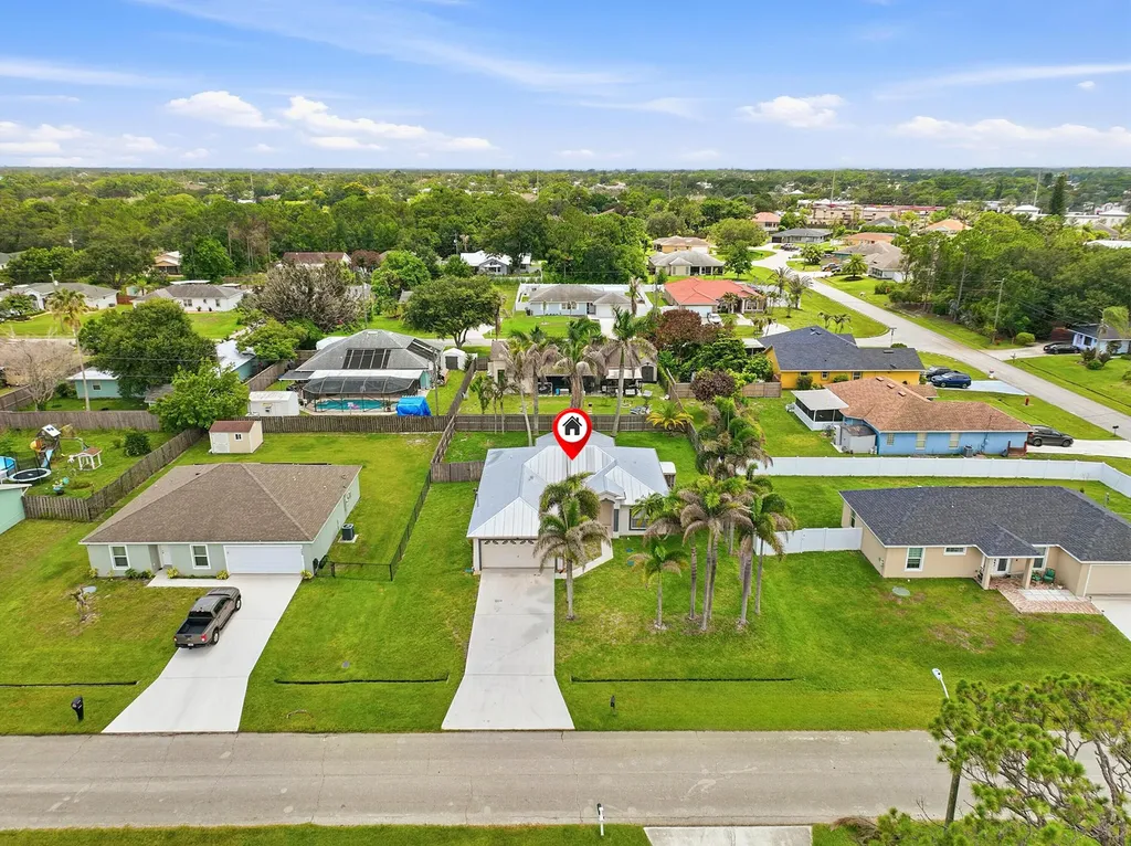 292 SW Pagoda Terrace Port St Lucie FL 34984