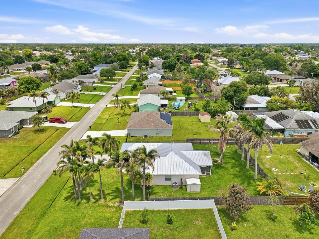 292 SW Pagoda Terrace Port St Lucie FL 34984