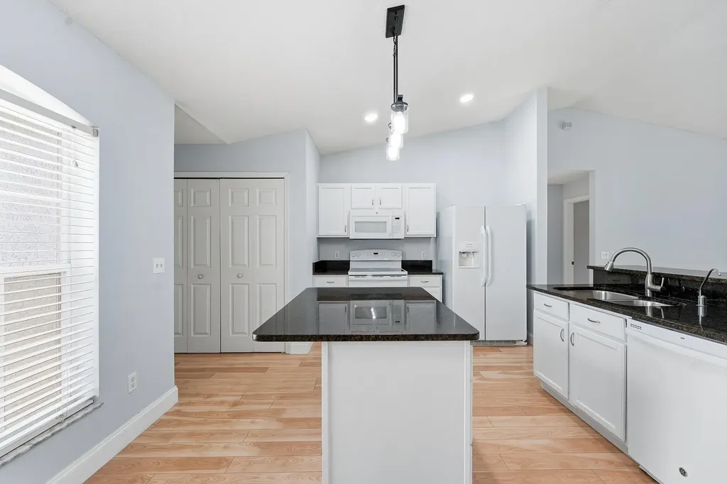 292 SW Pagoda Terrace Port St Lucie FL 34984
