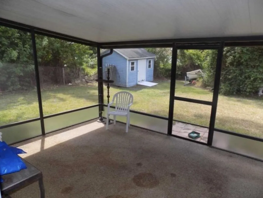7305 Pacific Avenue Fort Pierce FL 34951