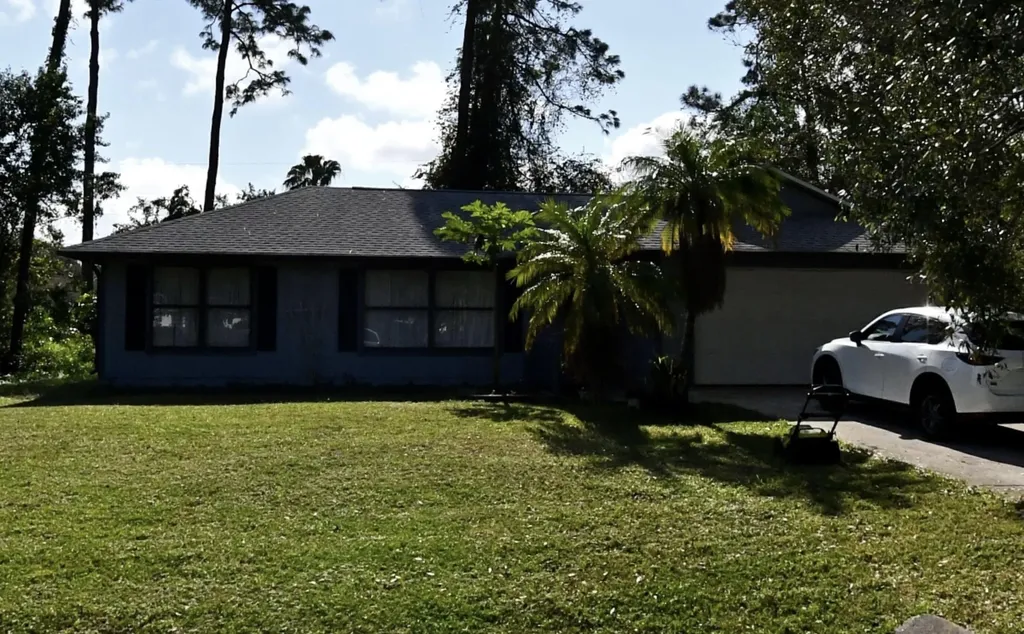 7305 Pacific Avenue Fort Pierce FL 34951