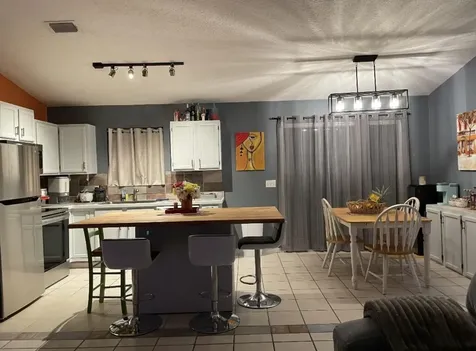 7305 Pacific Avenue Fort Pierce FL 34951