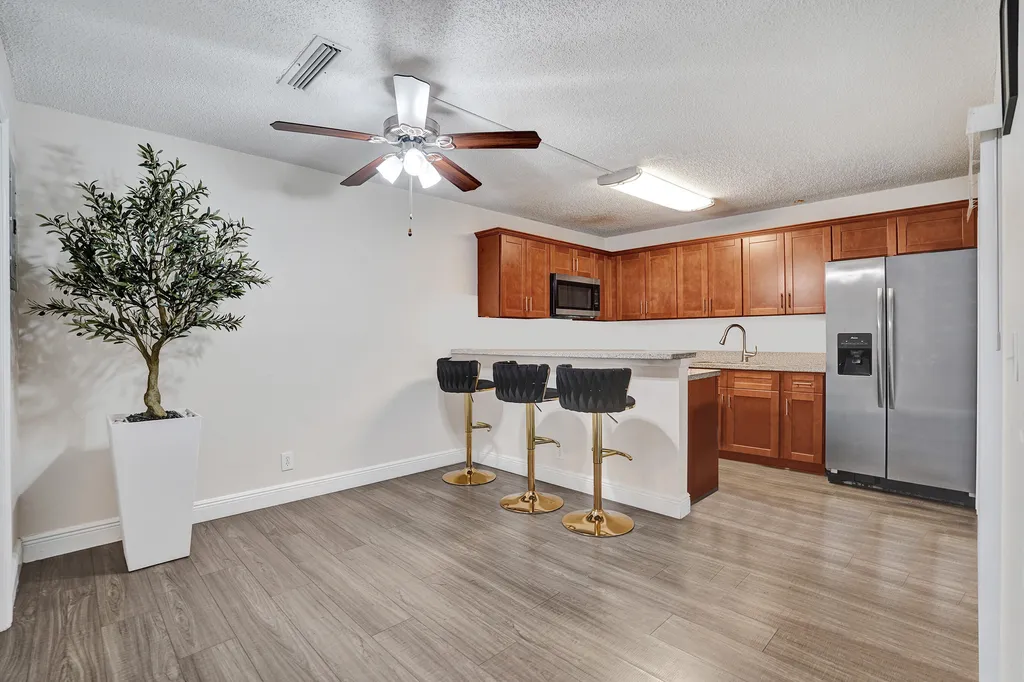 2333 Waterside Drive Lake Worth FL 33461