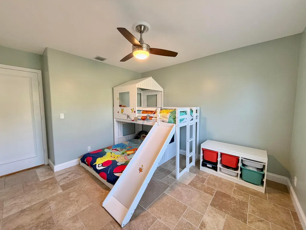 6883 Desert Inn Terrace Lake Worth FL 33463