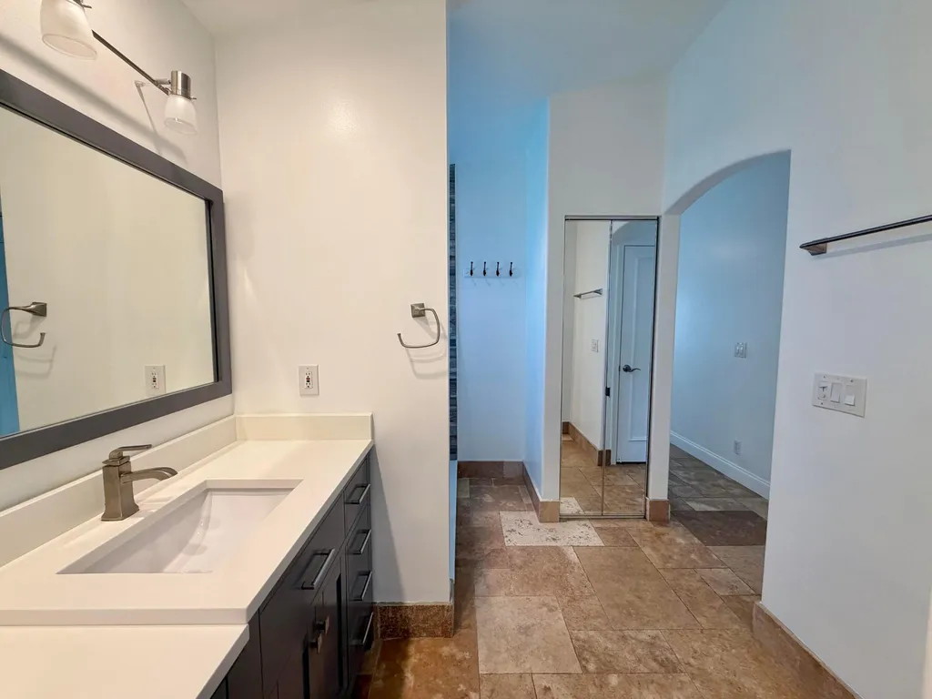 6883 Desert Inn Terrace Lake Worth FL 33463