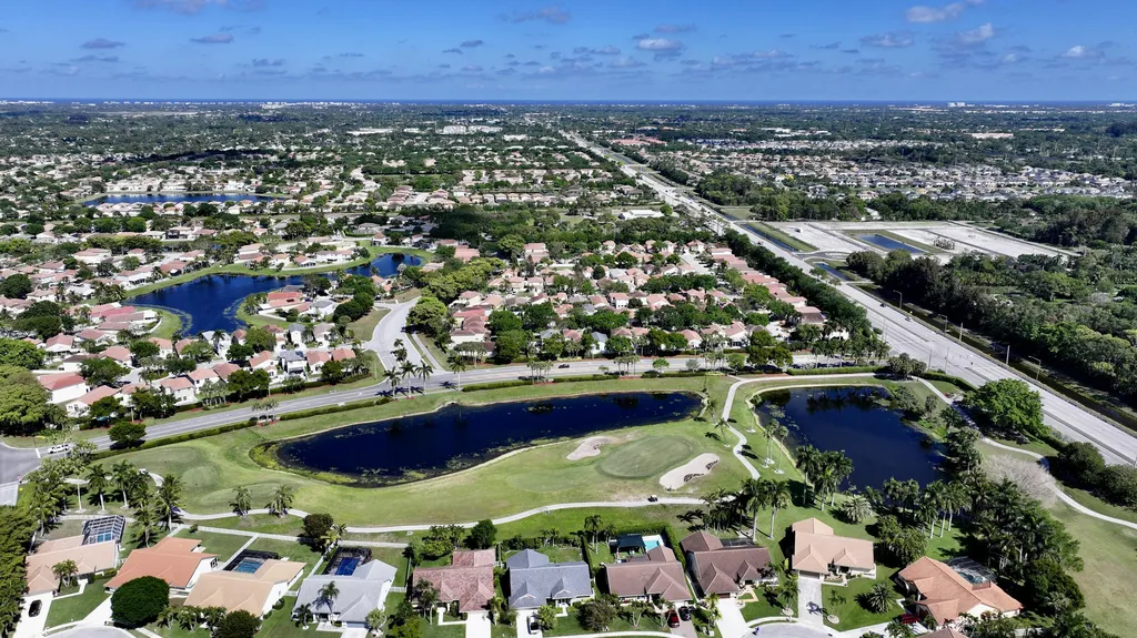6883 Desert Inn Terrace Lake Worth FL 33463