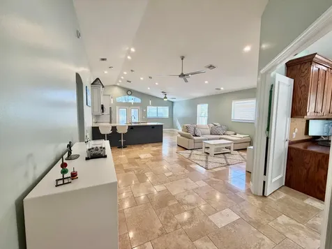 6883 Desert Inn Terrace Lake Worth FL 33463