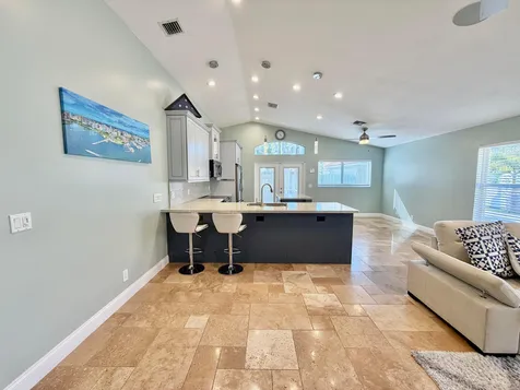 6883 Desert Inn Terrace Lake Worth FL 33463
