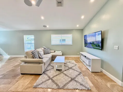 6883 Desert Inn Terrace Lake Worth FL 33463