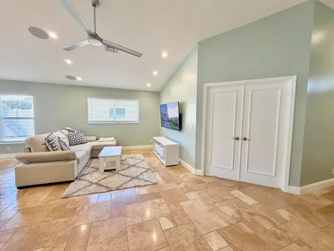 6883 Desert Inn Terrace Lake Worth FL 33463