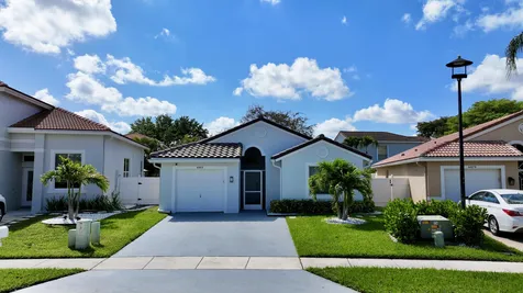 6883 Desert Inn Terrace Lake Worth FL 33463