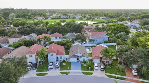 6883 Desert Inn Terrace Lake Worth FL 33463