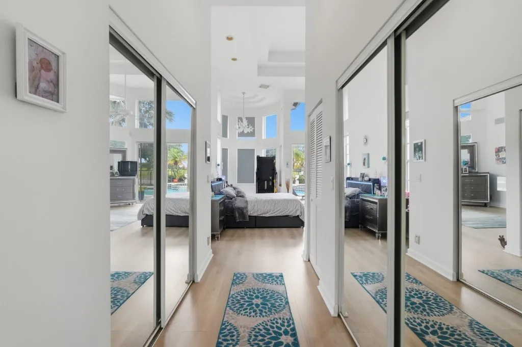 1716 NW 124th Way Coral Springs FL 33071