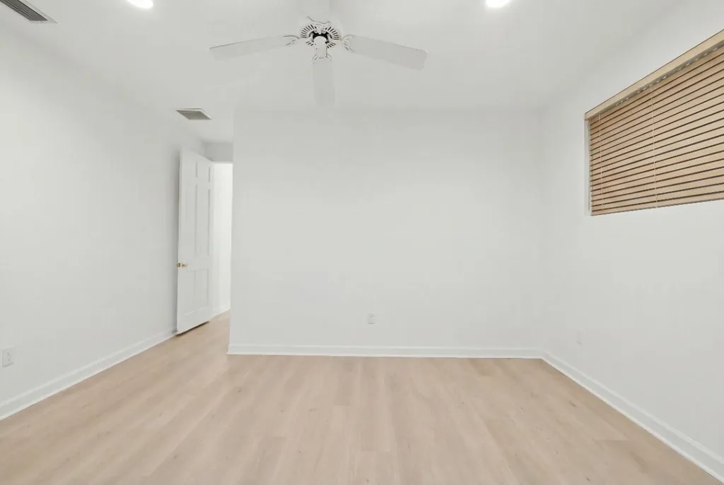 1716 NW 124th Way Coral Springs FL 33071