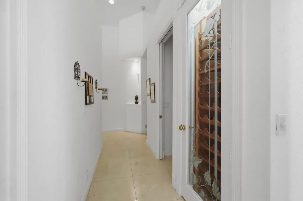 1716 NW 124th Way Coral Springs FL 33071