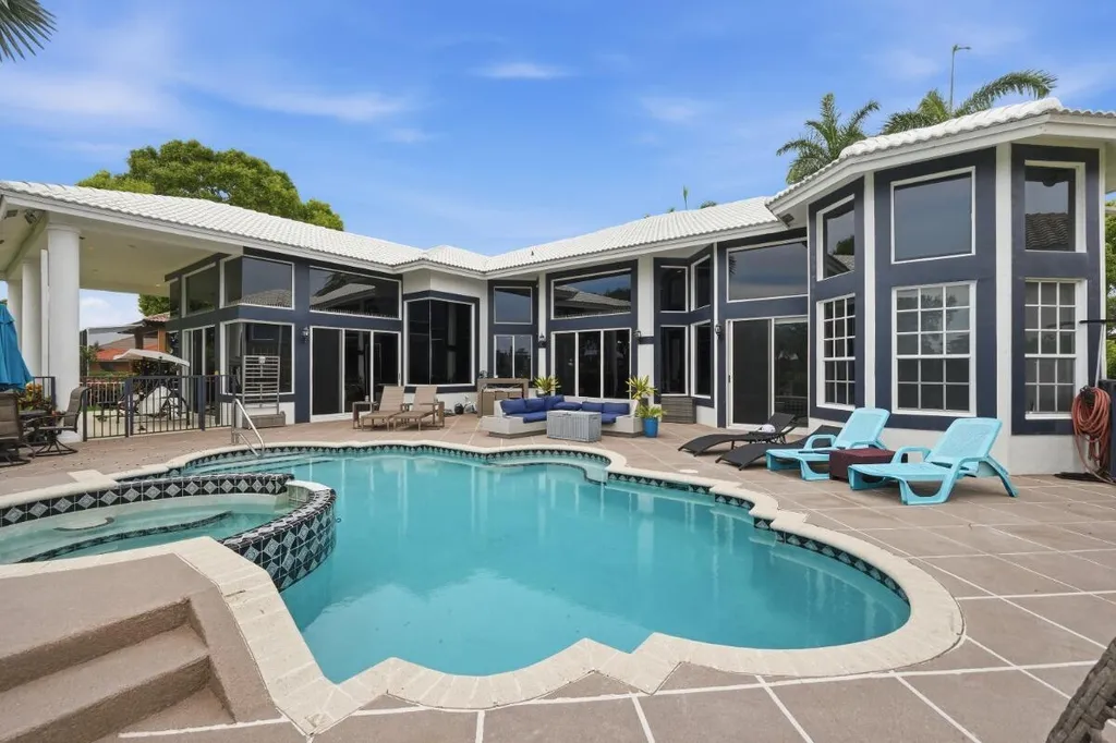 1716 NW 124th Way Coral Springs FL 33071