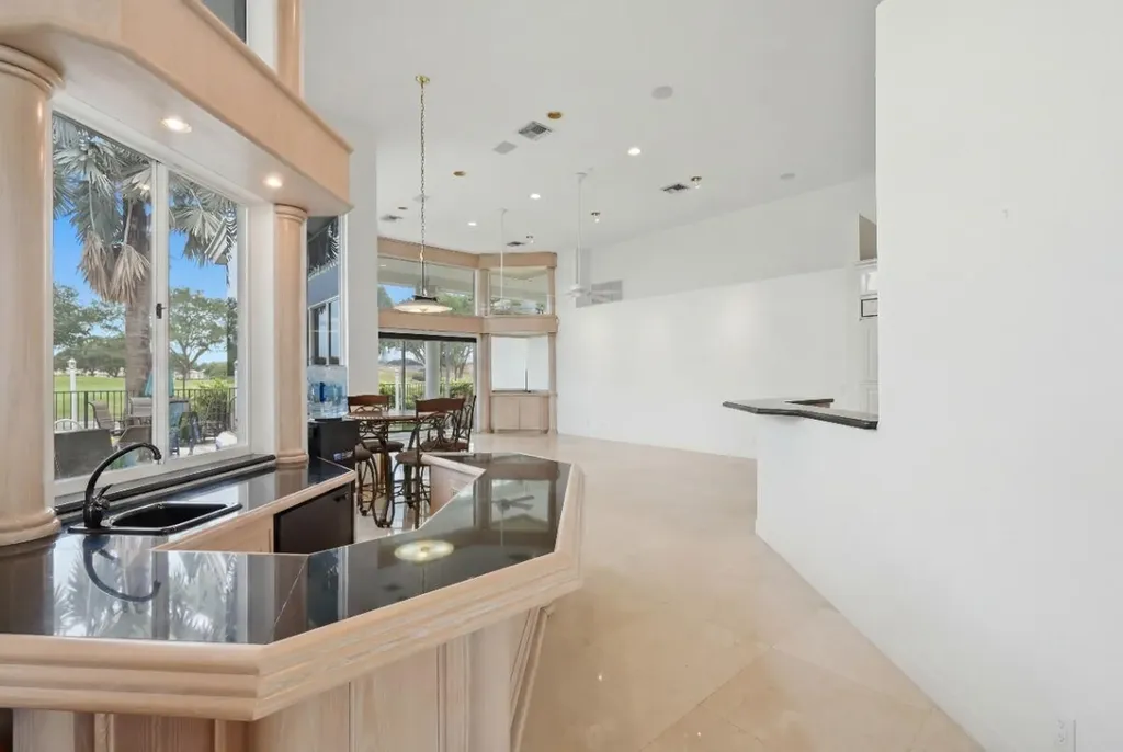1716 NW 124th Way Coral Springs FL 33071