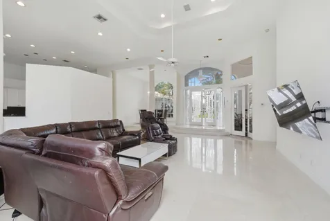 1716 NW 124th Way Coral Springs FL 33071