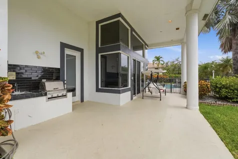 1716 NW 124th Way Coral Springs FL 33071