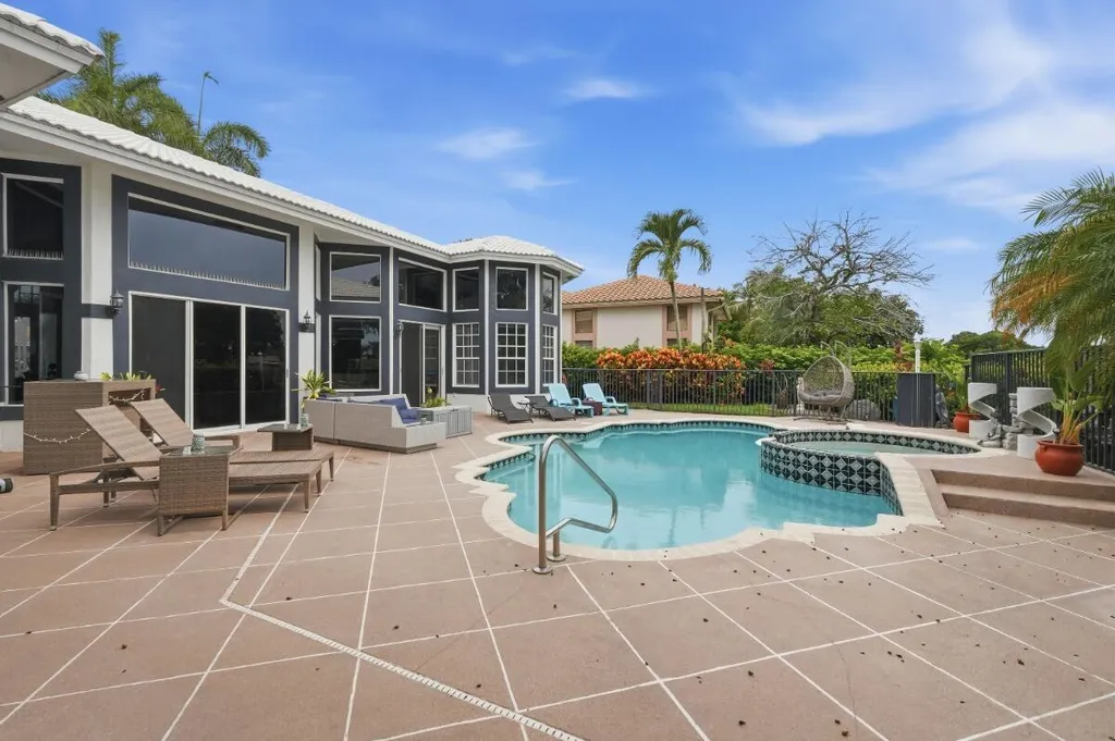 1716 NW 124th Way Coral Springs FL 33071