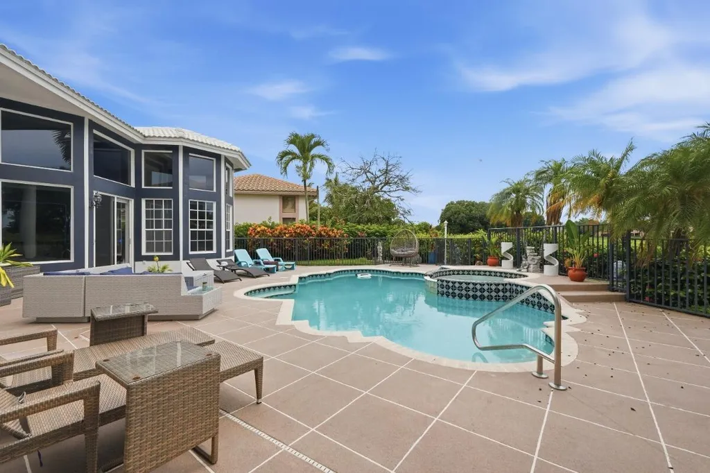 1716 NW 124th Way Coral Springs FL 33071