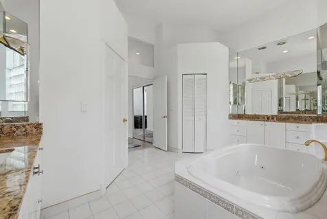 1716 NW 124th Way Coral Springs FL 33071