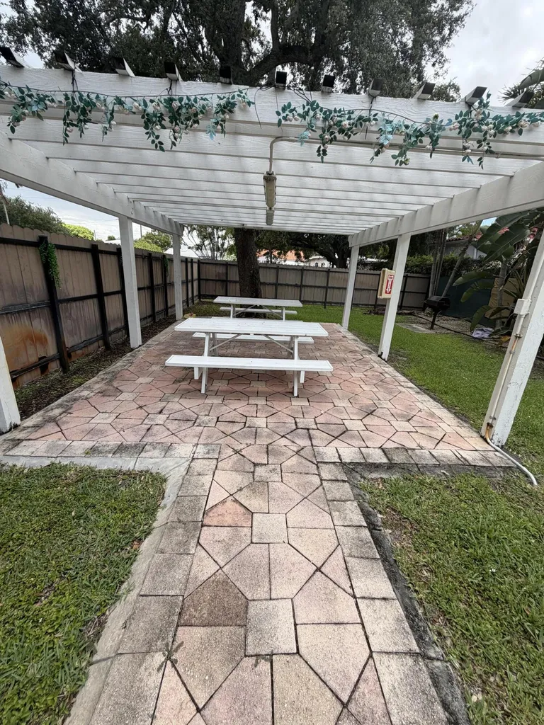 2160 SW 16th Avenue SW Miami FL 33145