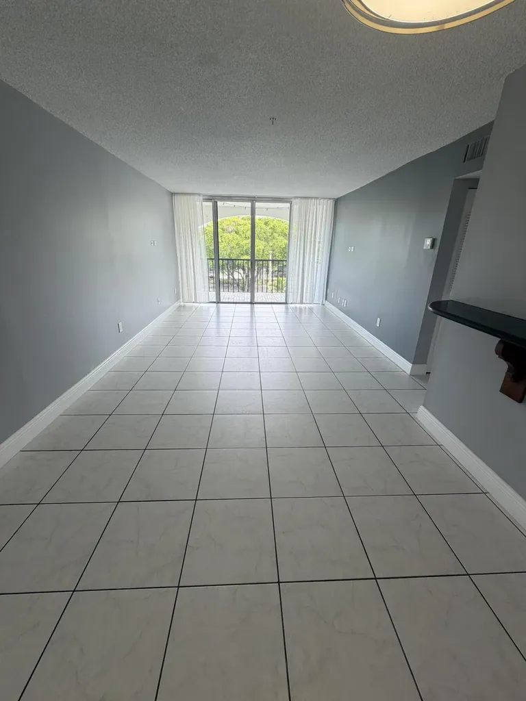 2160 SW 16th Avenue SW Miami FL 33145