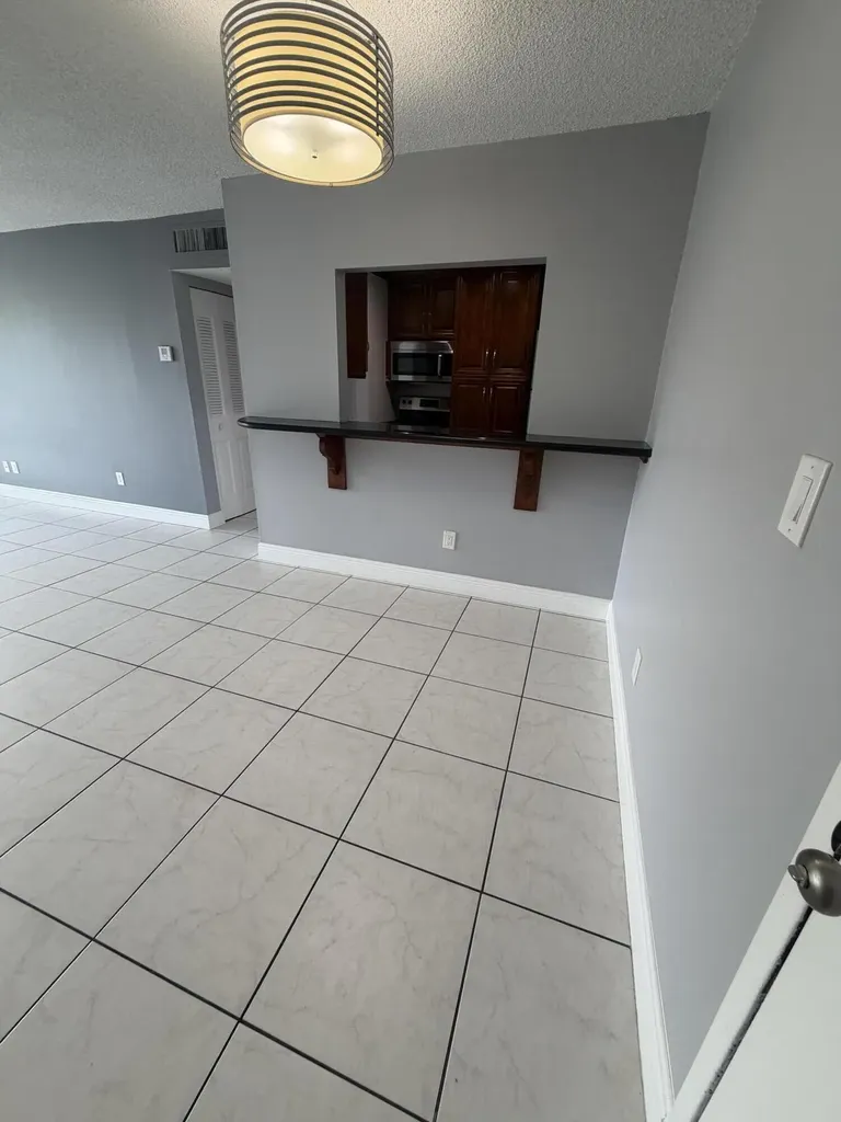 2160 SW 16th Avenue SW Miami FL 33145