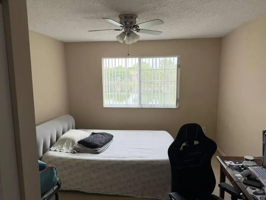 4163 N Haverhill Road West Palm Beach FL 33417