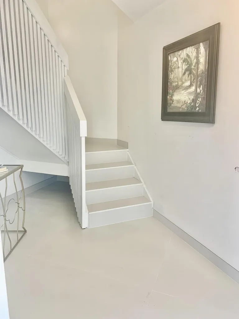2212 SE 4th Avenue Fort Lauderdale FL 33316