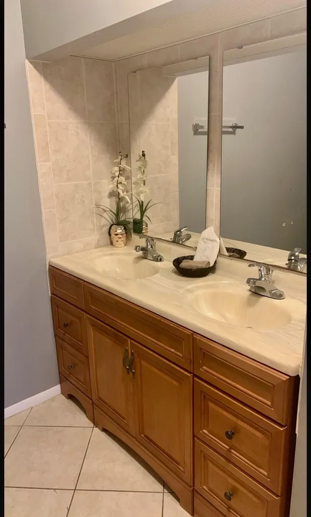 2212 SE 4th Avenue Fort Lauderdale FL 33316