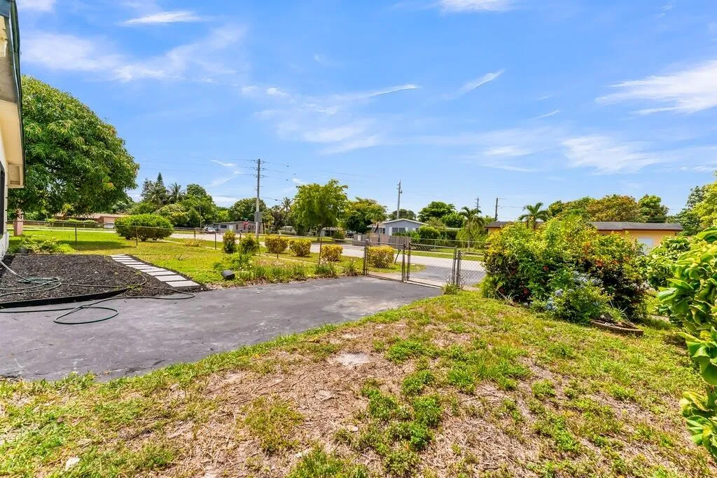 3411 NW 5th Court Lauderhill FL 33311