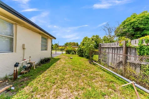 3411 NW 5th Court Lauderhill FL 33311
