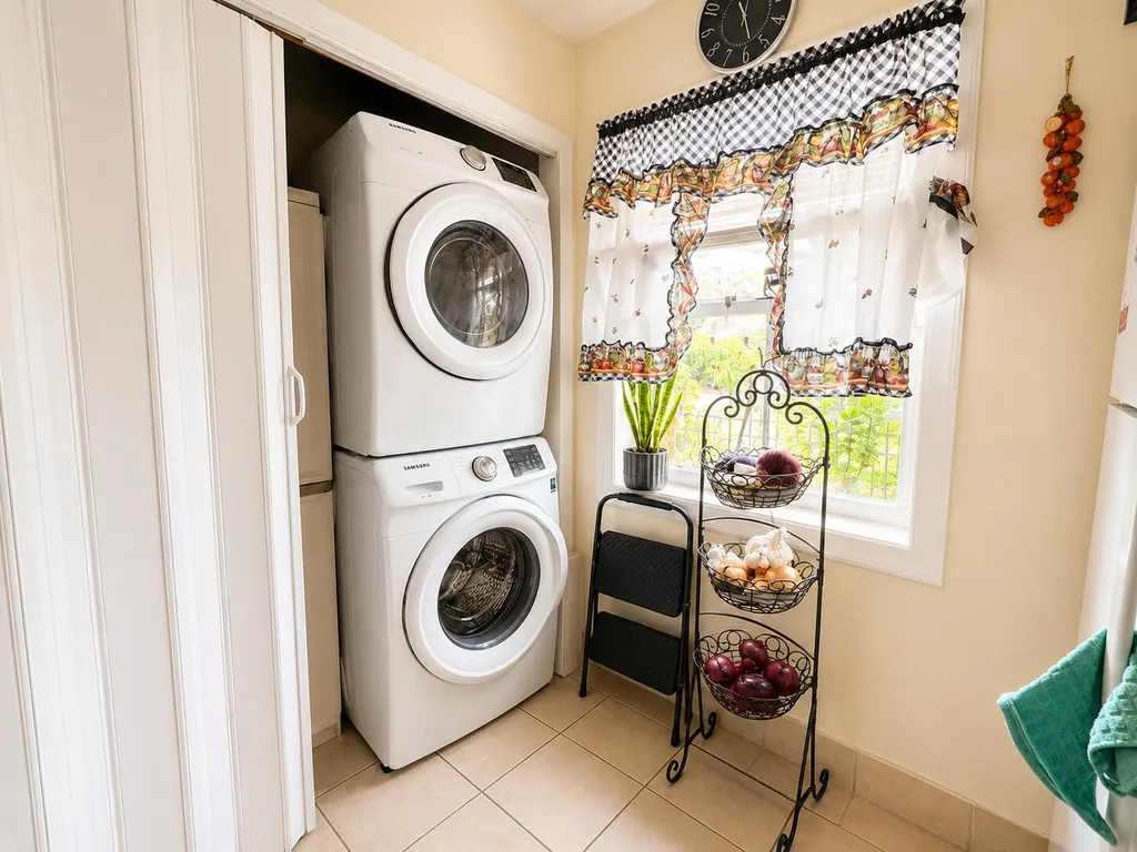 200 NW 12th Court Pompano Beach FL 33060