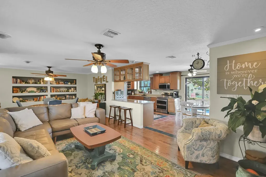 220 Riomar Drive Port St Lucie FL 34952