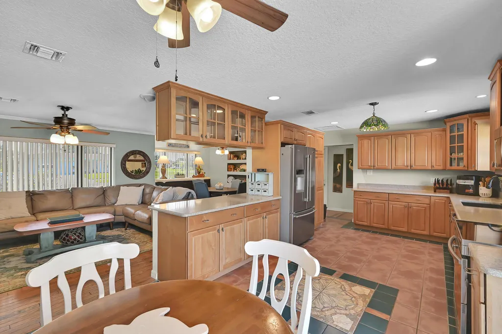 220 Riomar Drive Port St Lucie FL 34952