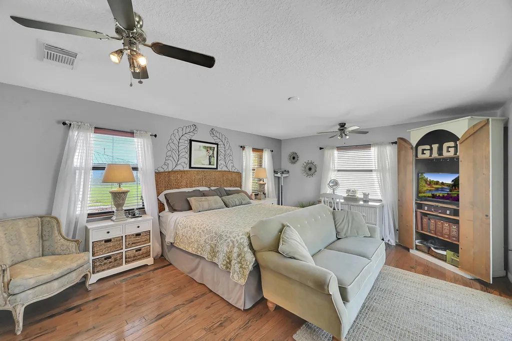 220 Riomar Drive Port St Lucie FL 34952