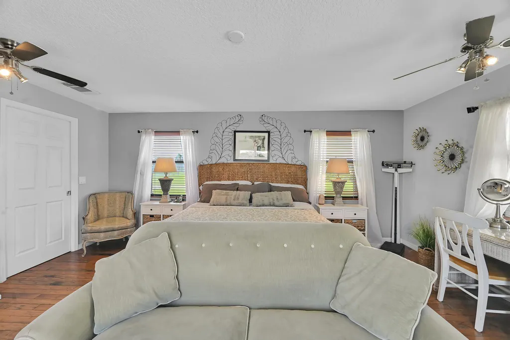 220 Riomar Drive Port St Lucie FL 34952