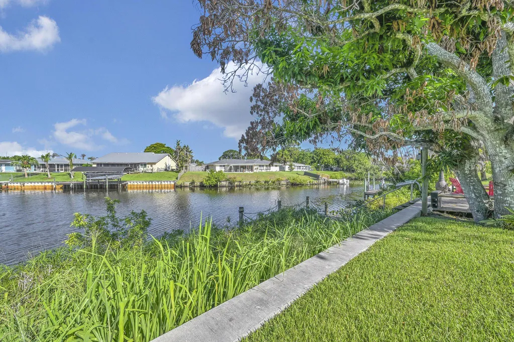 220 Riomar Drive Port St Lucie FL 34952