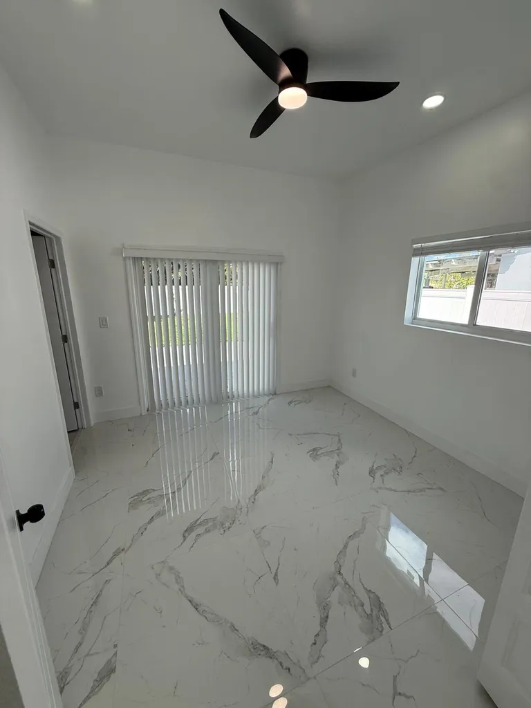 6319 Southgate Boulevard Margate FL 33068