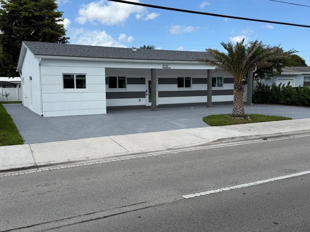 6319 Southgate Boulevard Margate FL 33068