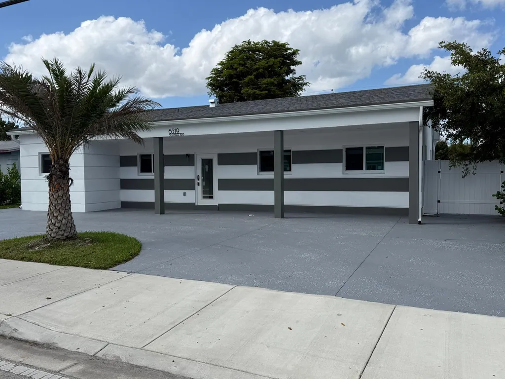 6319 Southgate Boulevard Margate FL 33068