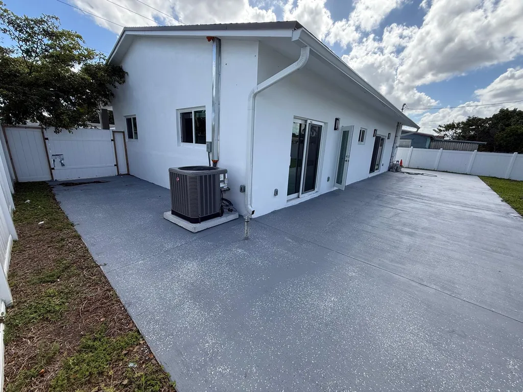6319 Southgate Boulevard Margate FL 33068